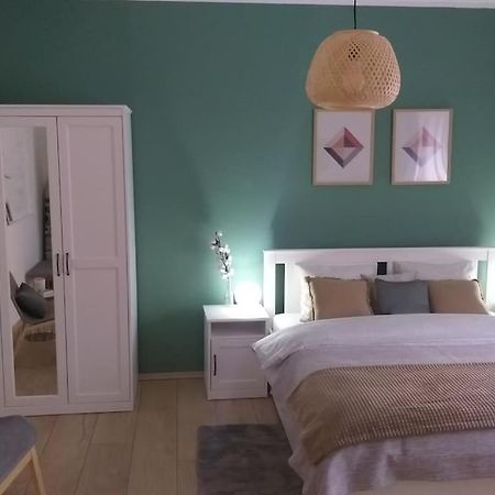 זאגרב White Brick Apartment מראה חיצוני תמונה